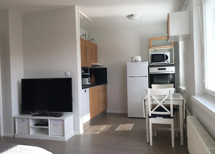 Maaherrankatu, Ilmainen Kadunvarsipysaekoeinti Kuopio